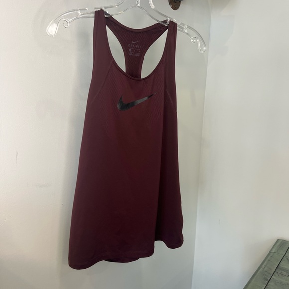 Nike Maroon Racerback Tank - Picture 4 of 5